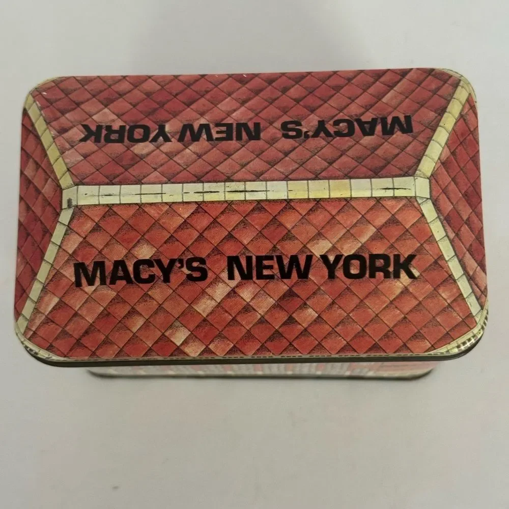 vintage R.H. Macy's & Company New York advertising tin EMPTY